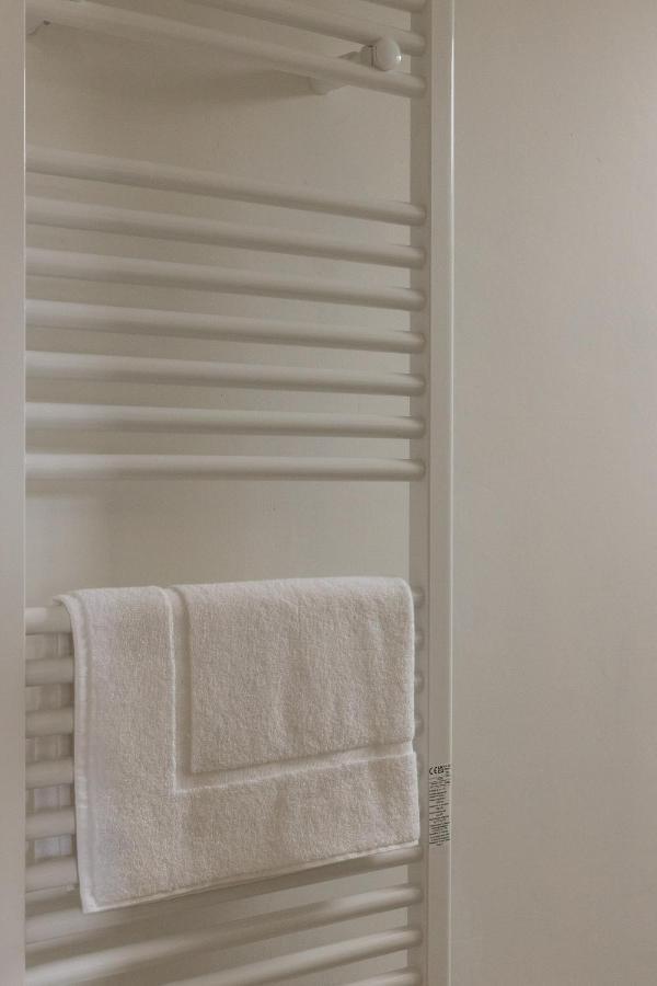 Lovely Rooms - Guest House Suites Triggiano Ngoại thất bức ảnh